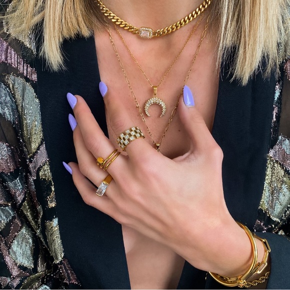 18K Gold Smoke Show Cuban Chain Crystal Necklace Tarnish Free - Picture 8 of 8